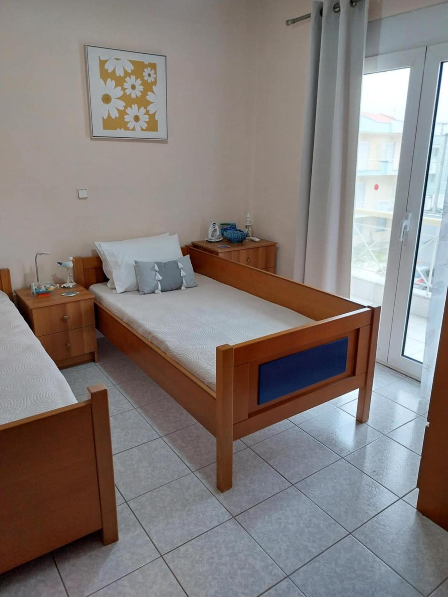 Elegant Apartment Near The Beach Nea Peramos  Exterior photo